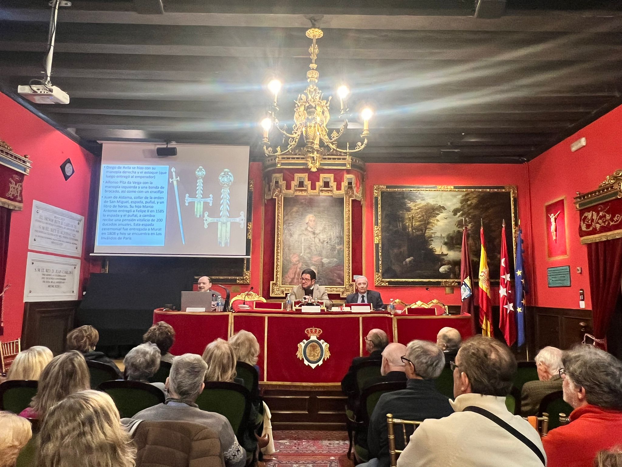 Galería Semana 8: imagen 12, remate visual de alto impacto, con atmósfera marcada y lectura inmediata.