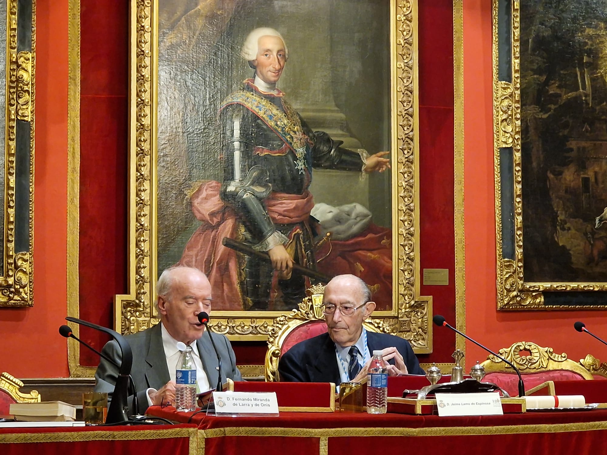 Galería Semana 8: fotografía con narrativa visual, diseñada para recorrer la escena con una sola mirada.