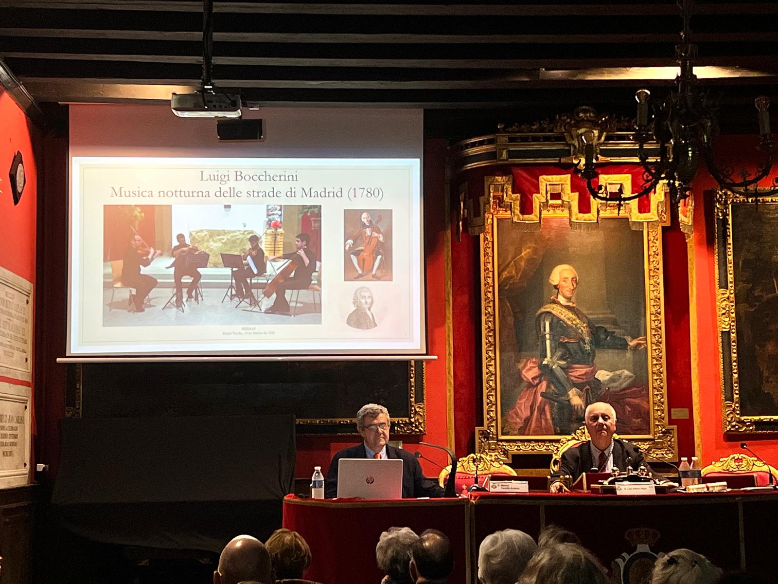 Galería Semana 8: escena con profundidad y contraste, pensada para una visualización impactante en móvil.