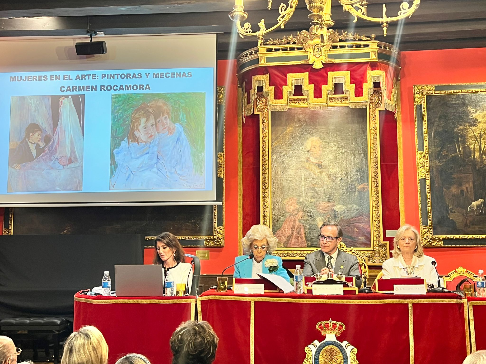 Patrimonio histórico evento Matritense asistentes reunidos